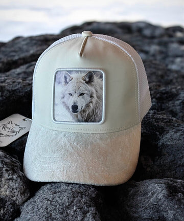 White Spirit™ - Lone wolf