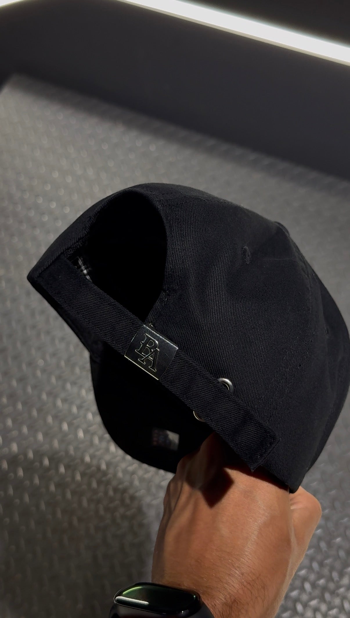 BlackAngel Shadow™ – Crystal Edition