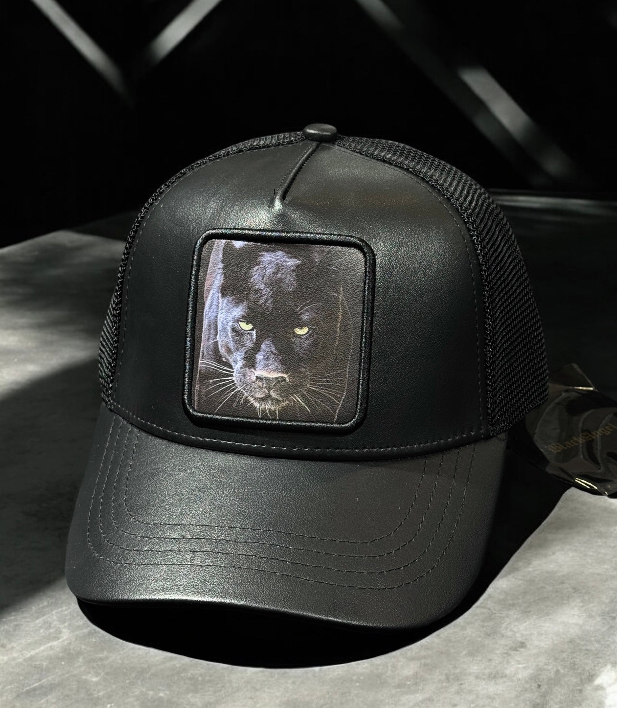 Phantom™- Pantera negra 2 | Edición limitada de cuero